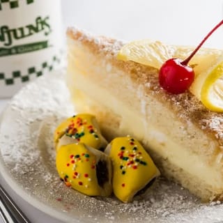 Italian Lemon Creme Cake
